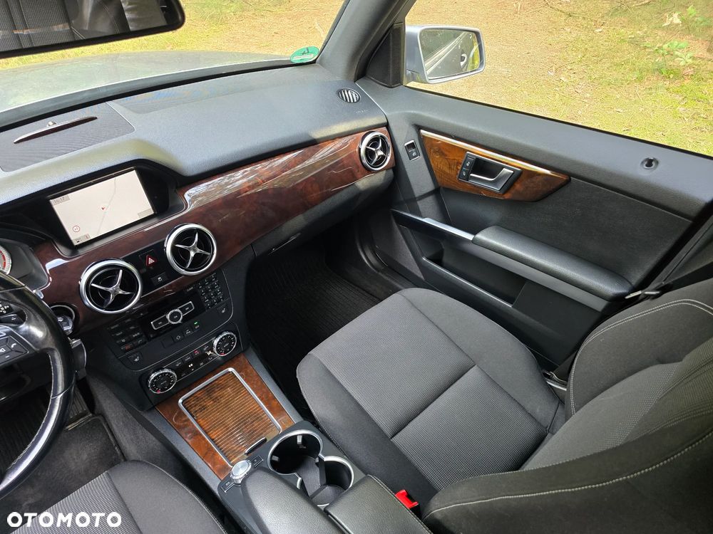 Mercedes-Benz GLK 220 CDI (BlueEFFICIENCY) 7G-TRONIC - 21