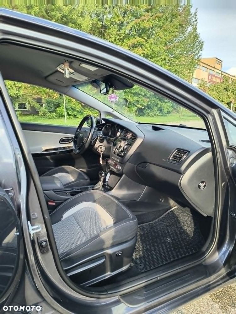 Kia Ceed 1.6 GDI L DCT - 10