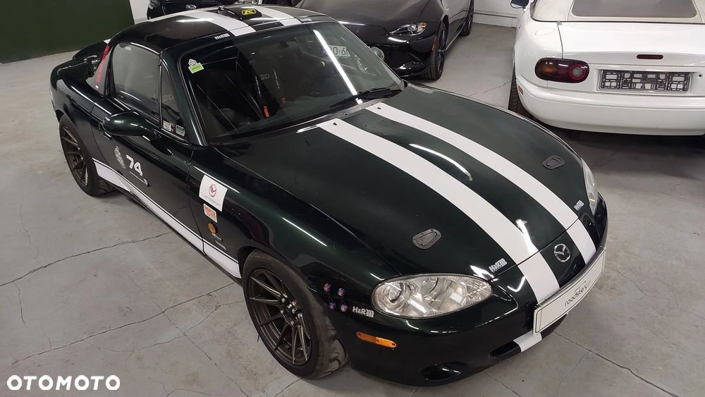 Mazda MX-5 1.9i 16V - 11