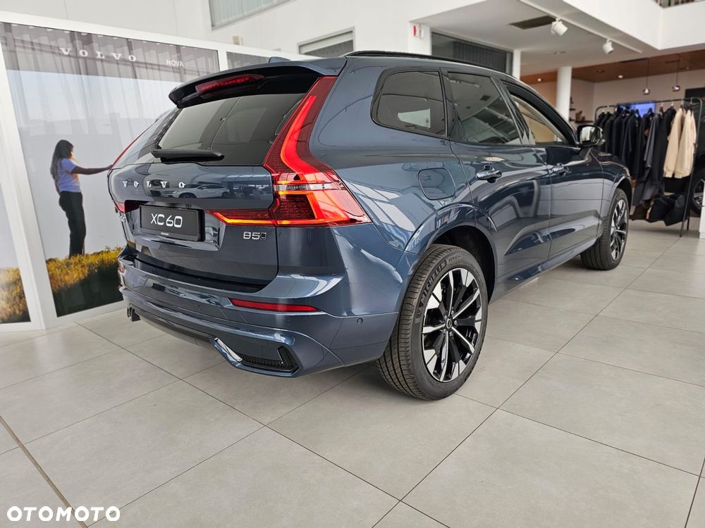 Volvo XC 60 B5 B AWD Ultra Dark - 7