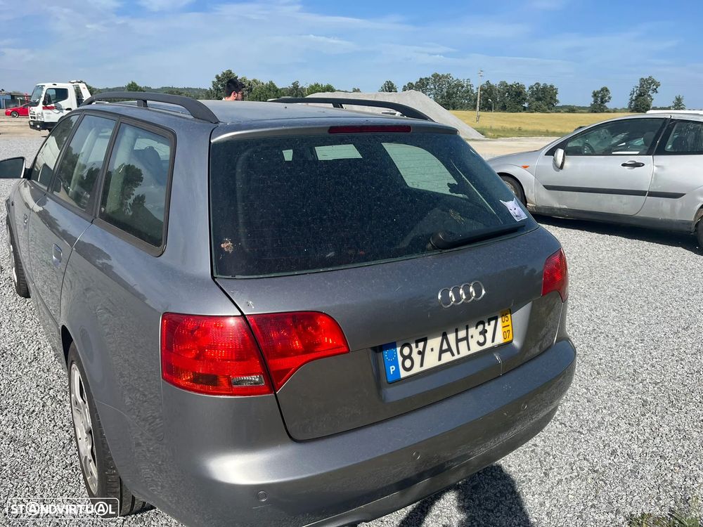 Audi A4 Avant 2.0 TDi - 7