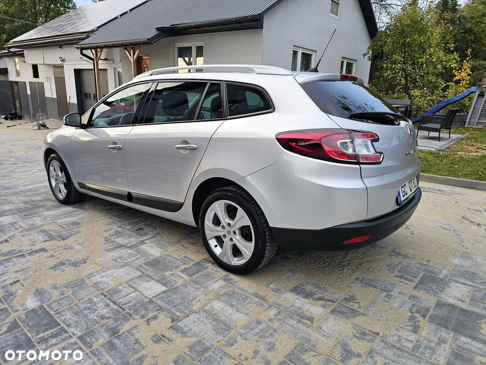 Renault Megane 2010 photo 5