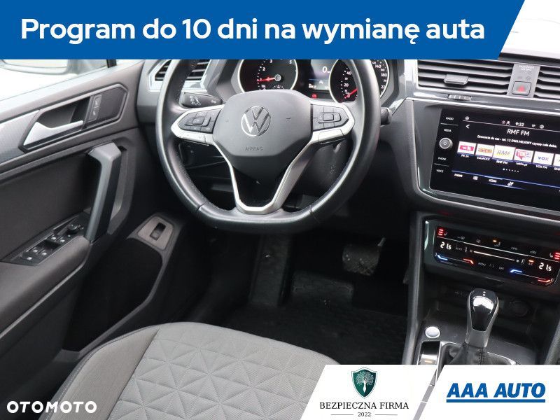 Volkswagen Tiguan - 9