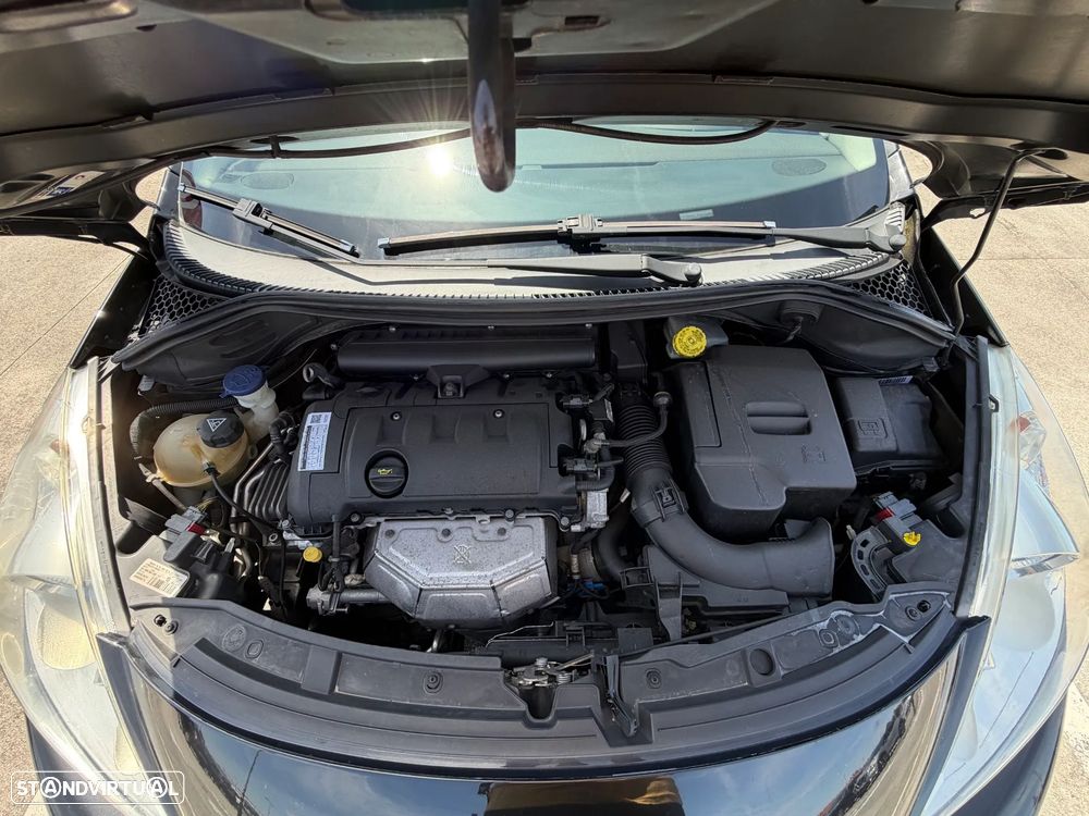 Peugeot 207 1.4 16V Active - 10
