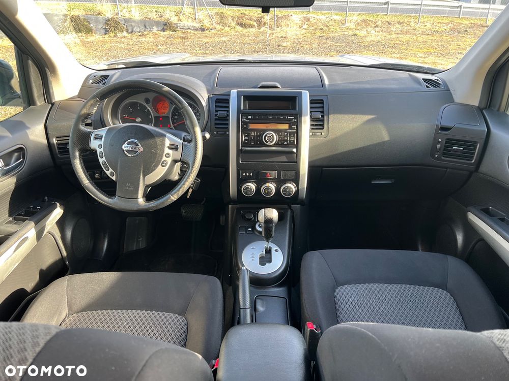 Nissan X-Trail 2.0 dCi 4x4 DPF Automatik SE - 17