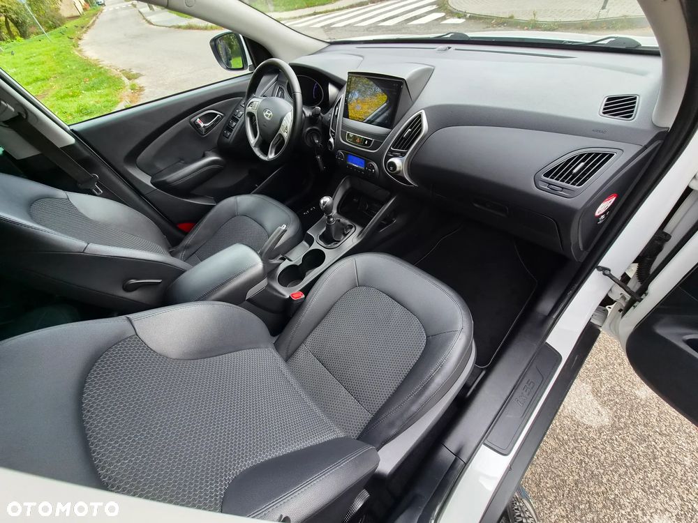Hyundai ix35 - 27