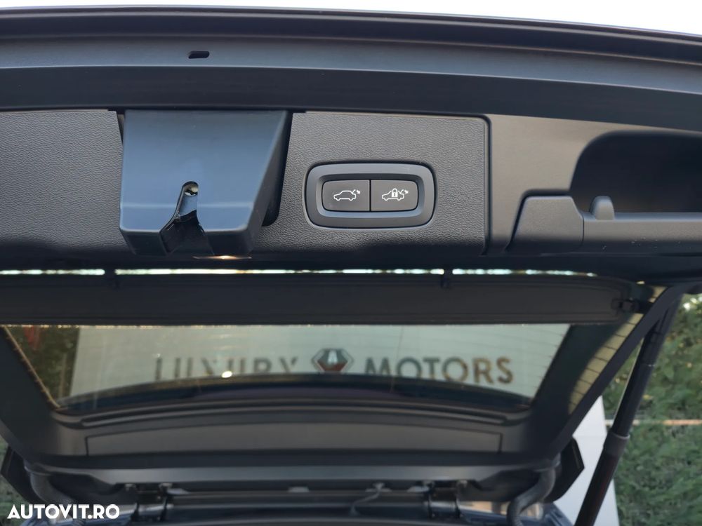 Volvo XC 60 T6 AWD Recharge Geartronic Inscription Expression - 39