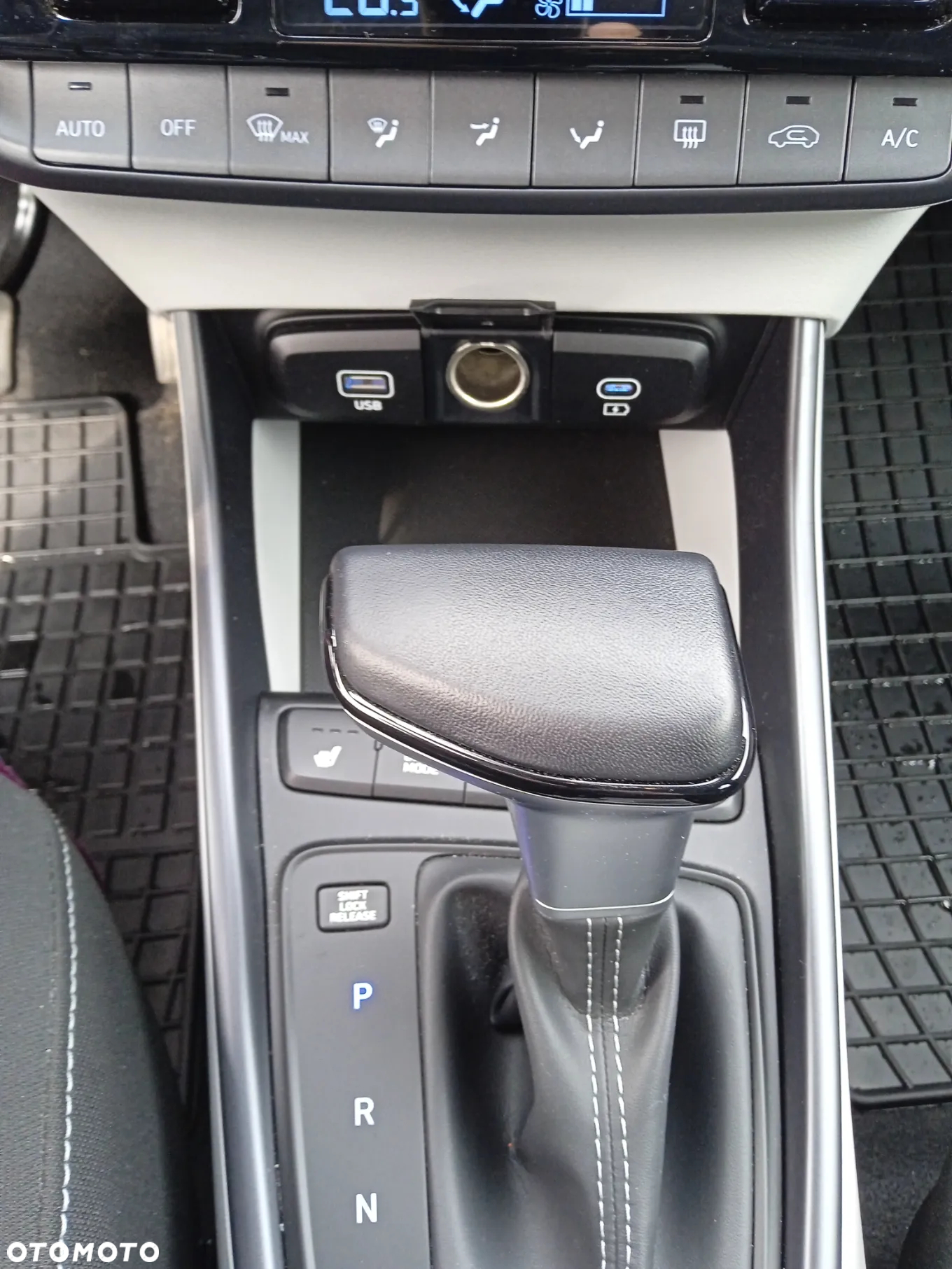 Hyundai i20 1.0 T-GDi Pure DCT - 4