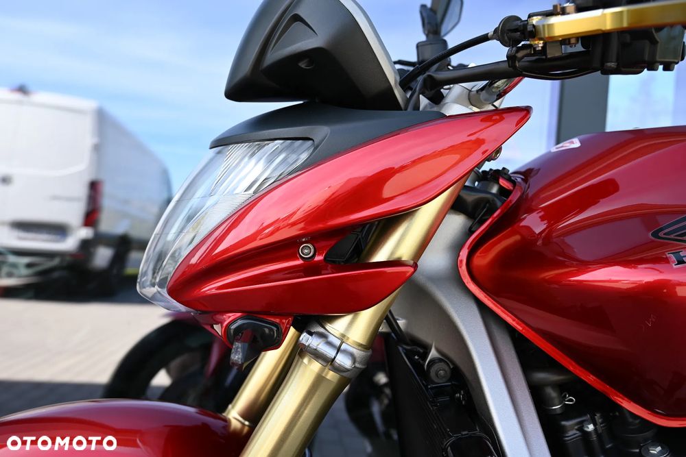 Honda Hornet - 26