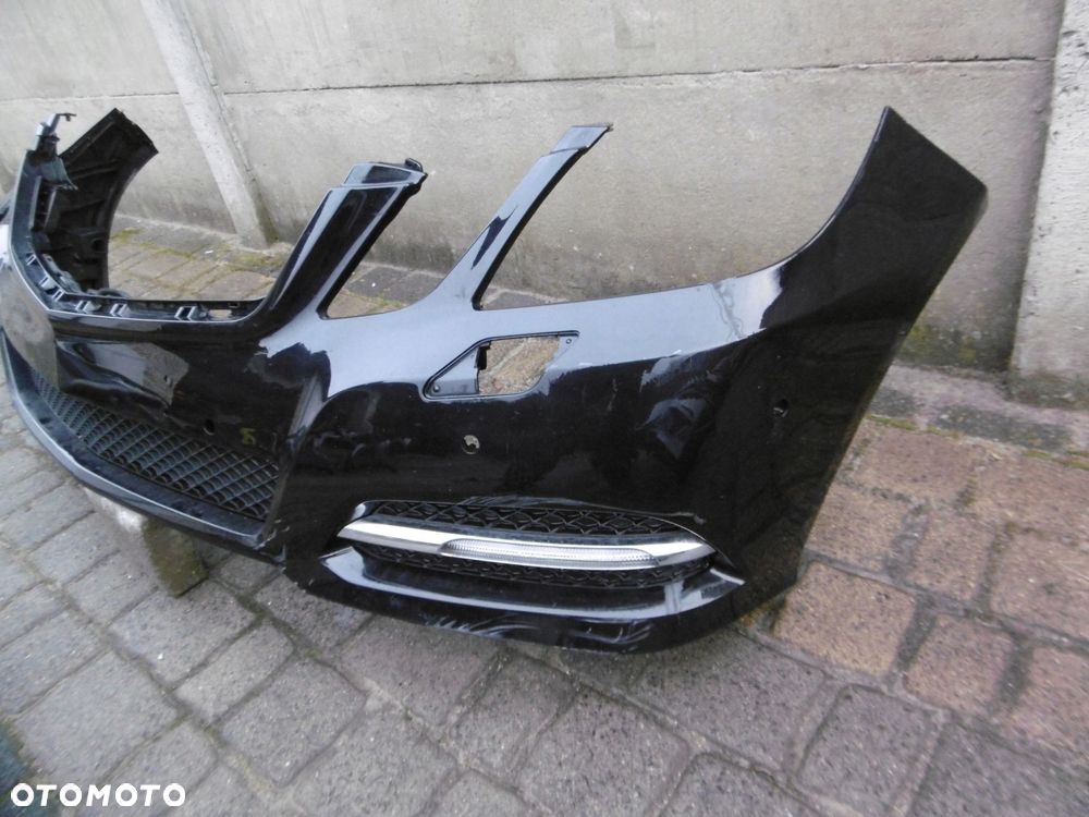 MERCEDES E-KLASA AVANTGARDE W212 - zderzak przedni - 3