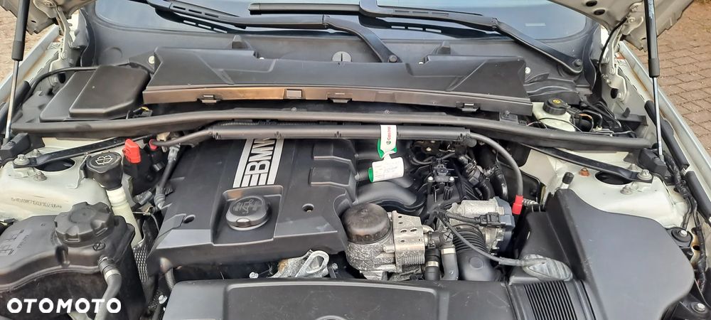 BMW Seria 3 320i - 21