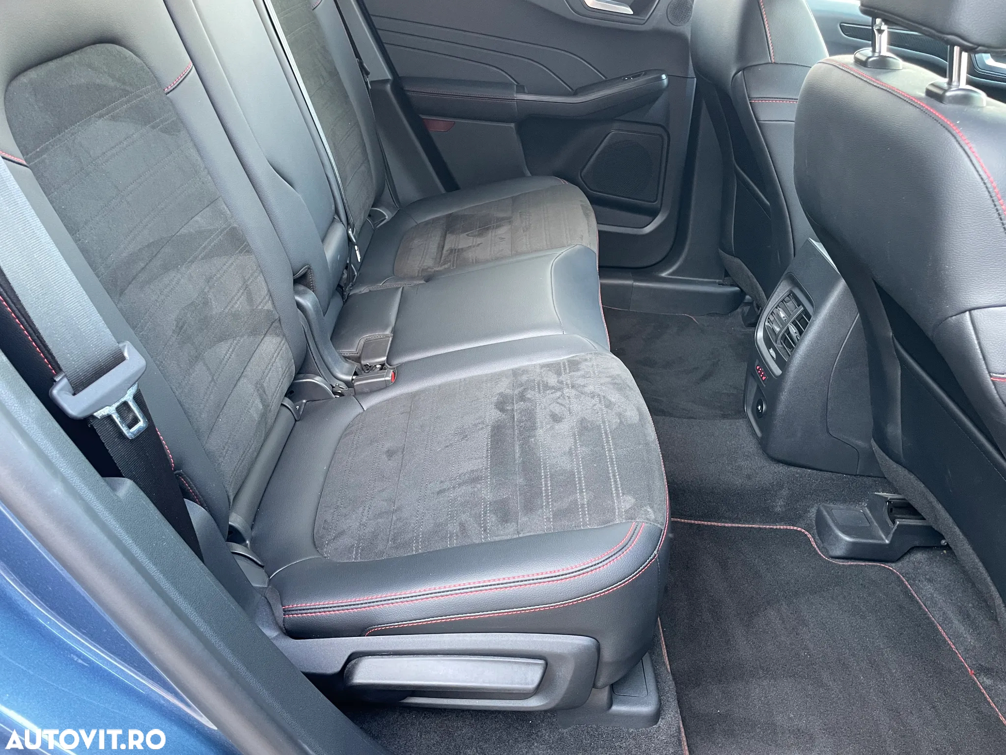 Ford Kuga 2.5 Duratec PHEV ST Line X - 12