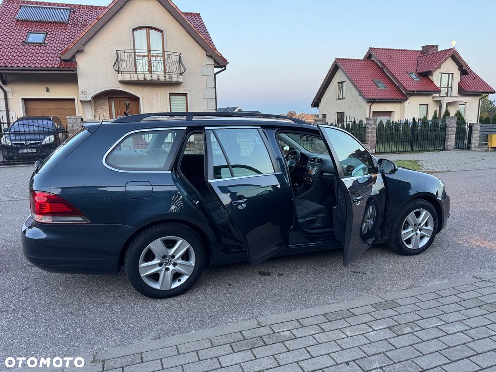 Volkswagen Golf - 36