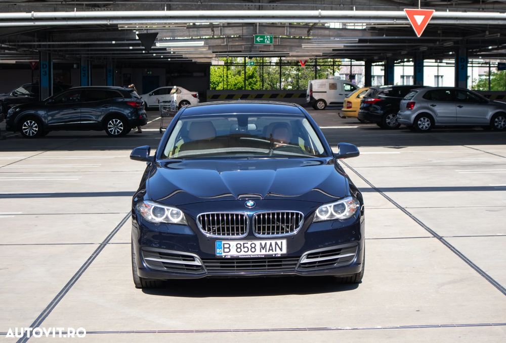 BMW Seria 5 520d xDrive AT - 10