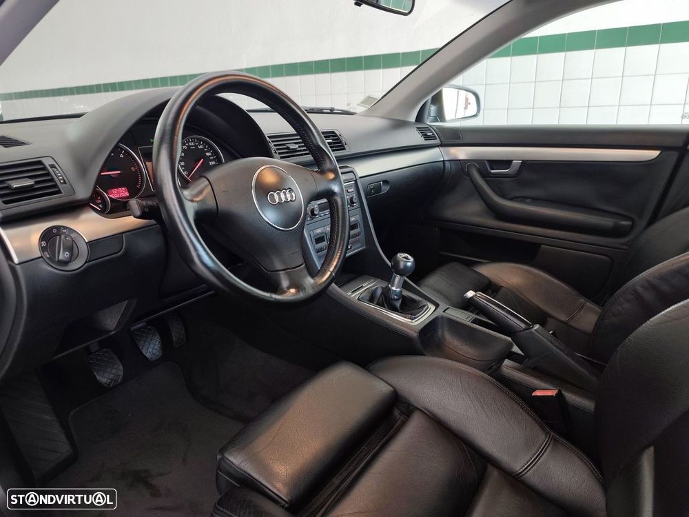 Audi A4 1.9 TDI m5 Sport - 8