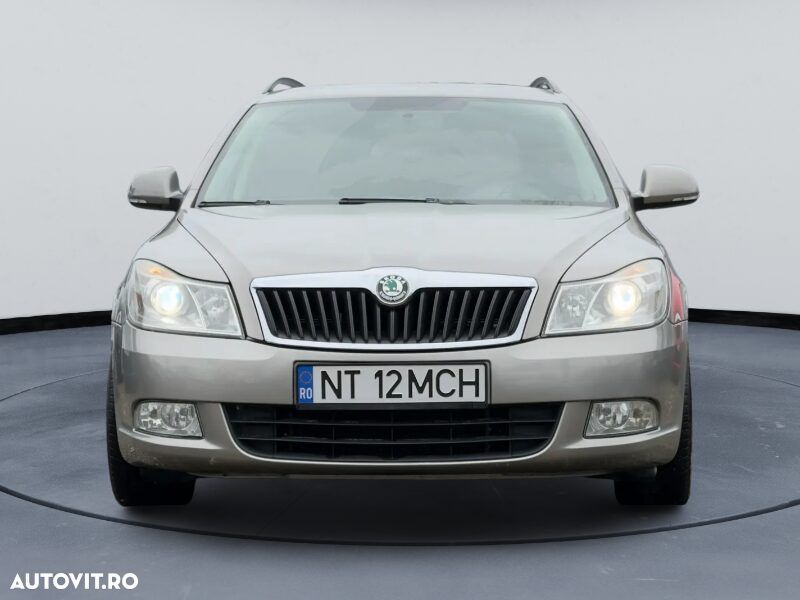 Skoda Octavia 1.6 TDI DPF Elegance Green tec - 3