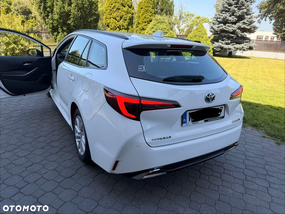 Toyota Corolla 1.8 Hybrid Comfort - 27