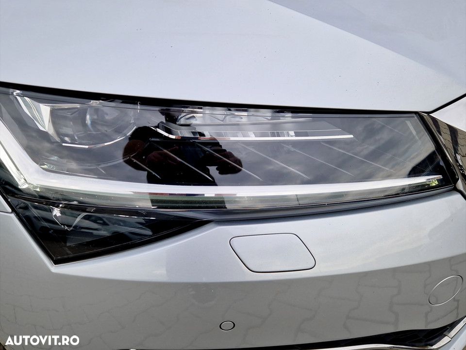 Skoda Superb Combi 2.0 TDI 4x4 DSG Premium Edition - 10