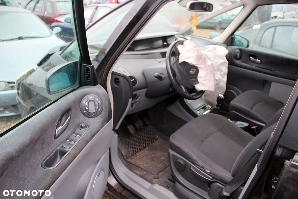 Renault Espace IV 2006 2.0DCI M9R760 Van (MASKA, ZDERZAK, LAMPA, BŁOTNIK, DRZWI, SZYBA, FOTEL) - 6