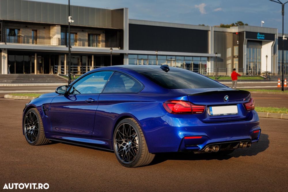 BMW M4 Coupe DKG Competition - 9