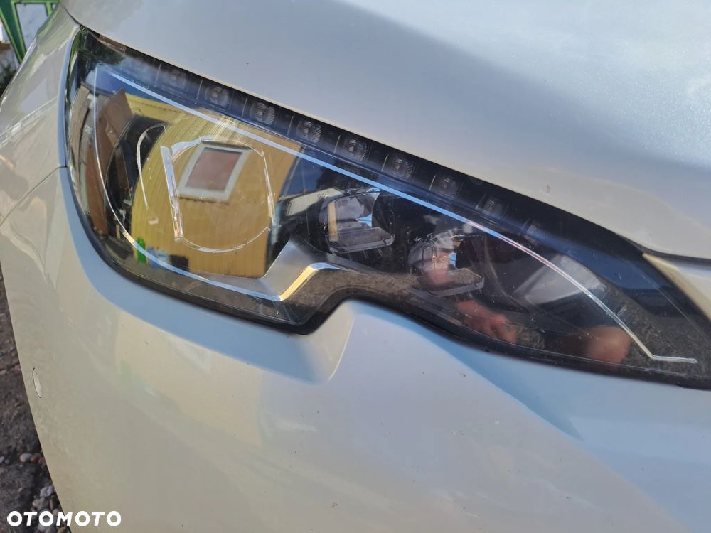 Peugeot 308 BlueHDi FAP 130 Stop & Start GT - 12