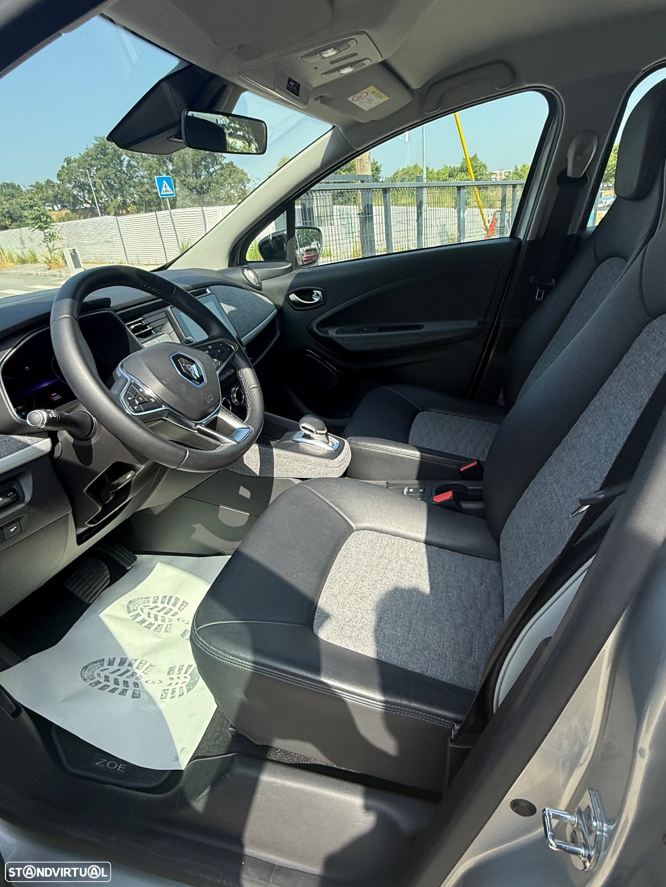 Renault Zoe (c/ Bateria) Limited 50 - 22
