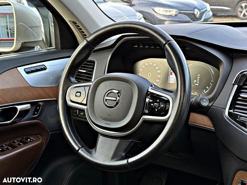 Volvo XC 90 T8 AWD Twin Engine Geartronic Inscription - 26