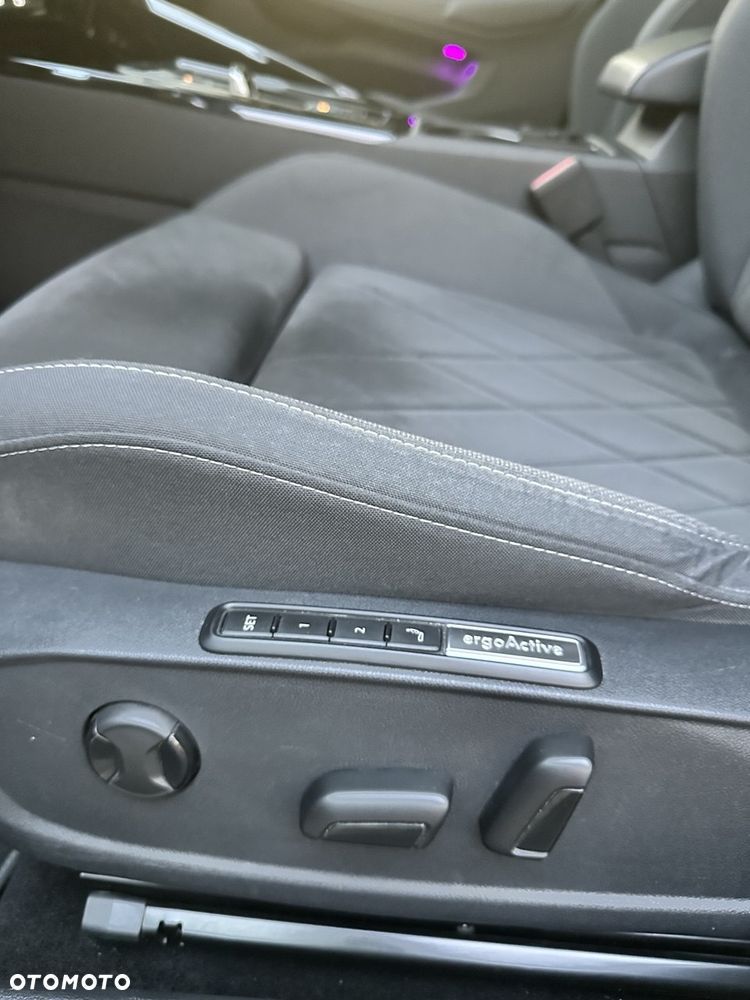 Volkswagen Golf 1.5 eTSI Style DSG - 13