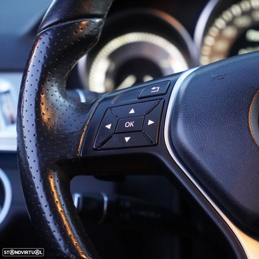 Mercedes-Benz E 300 Bluetec Hybrid Avantgarde - 16