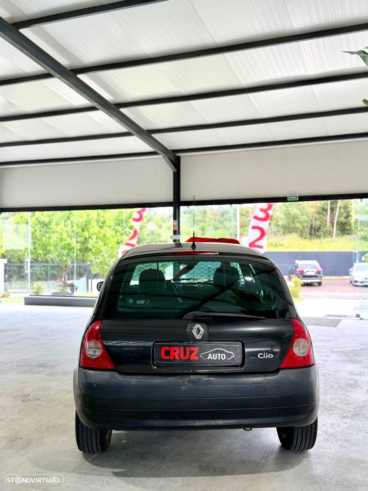Renault Clio 1.5 dCi S - 14