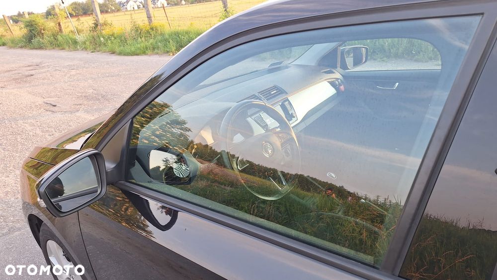 Skoda Fabia 1.0 TSI Ambition - 2