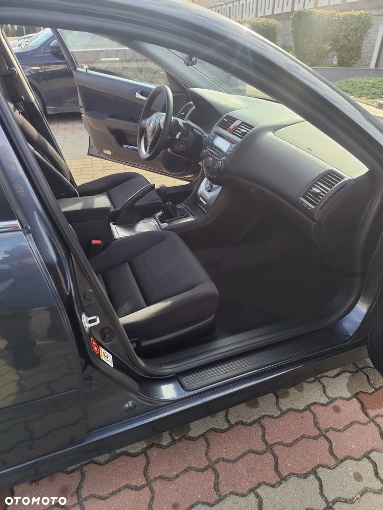 Honda Accord 2.0 Comfort - 9