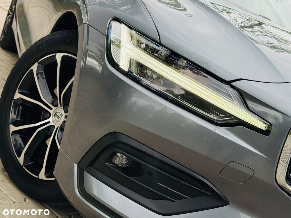 Volvo V60 D3 Geartronic Momentum Pro - 24
