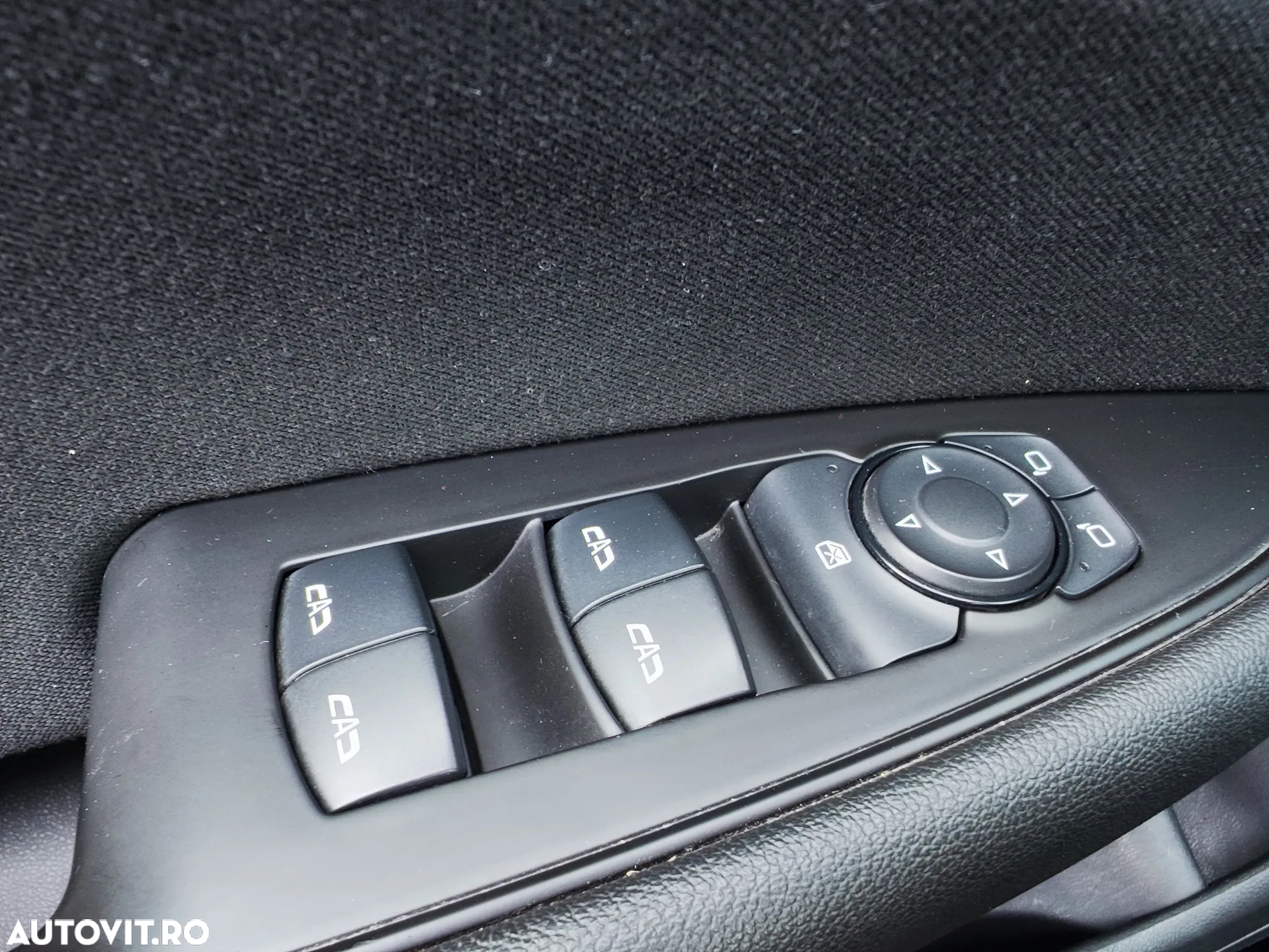 Opel Insignia - 16