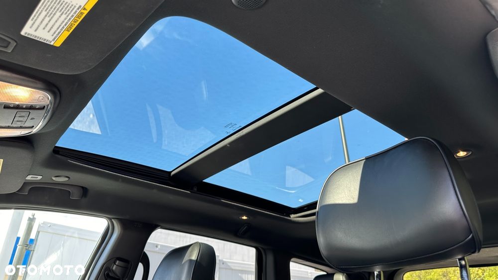 Jeep Grand Cherokee - 15