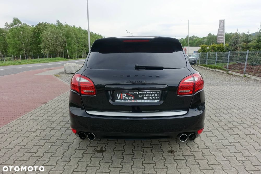 Porsche Cayenne S - 6
