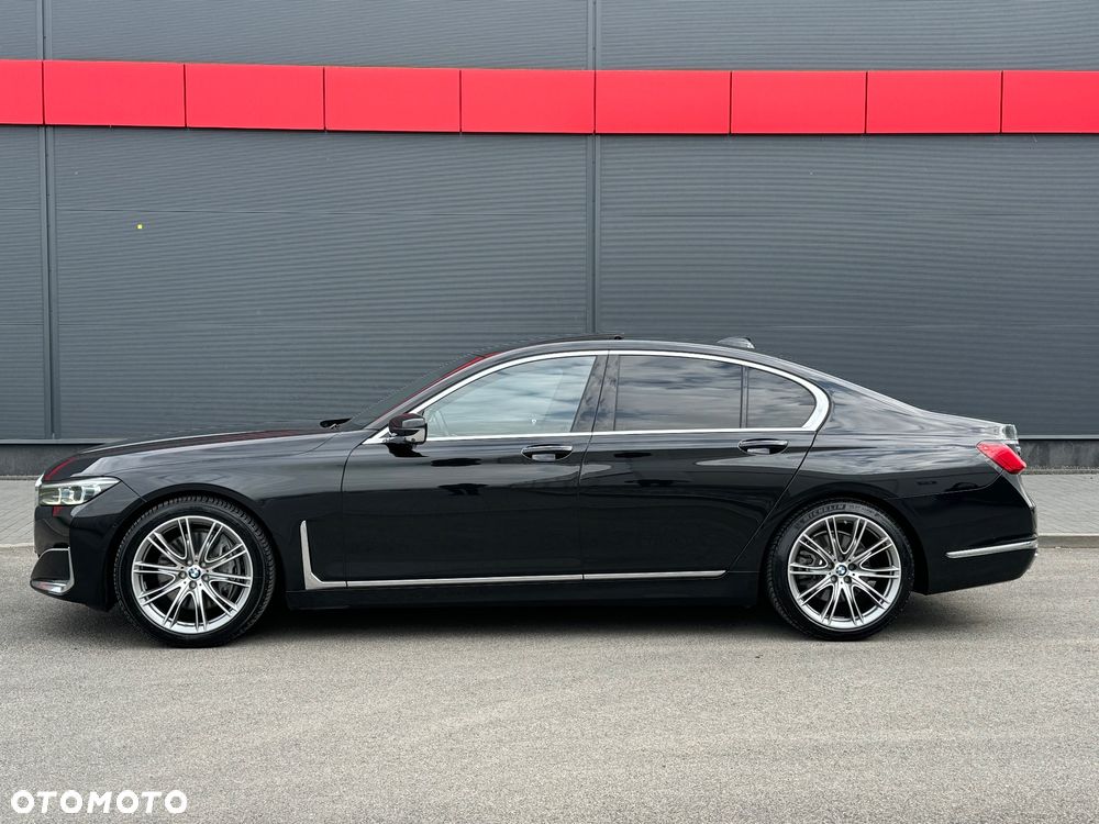 BMW Seria 7 750d xDrive - 23