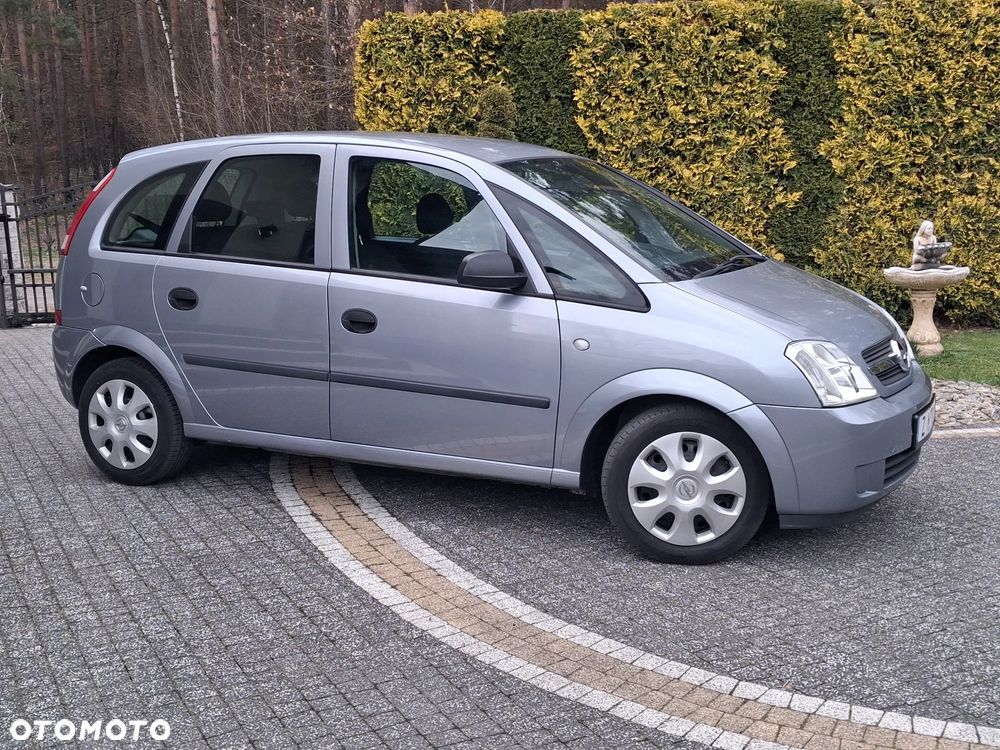 Opel Meriva 1.6 16V Easytronic (Essentia) - 2