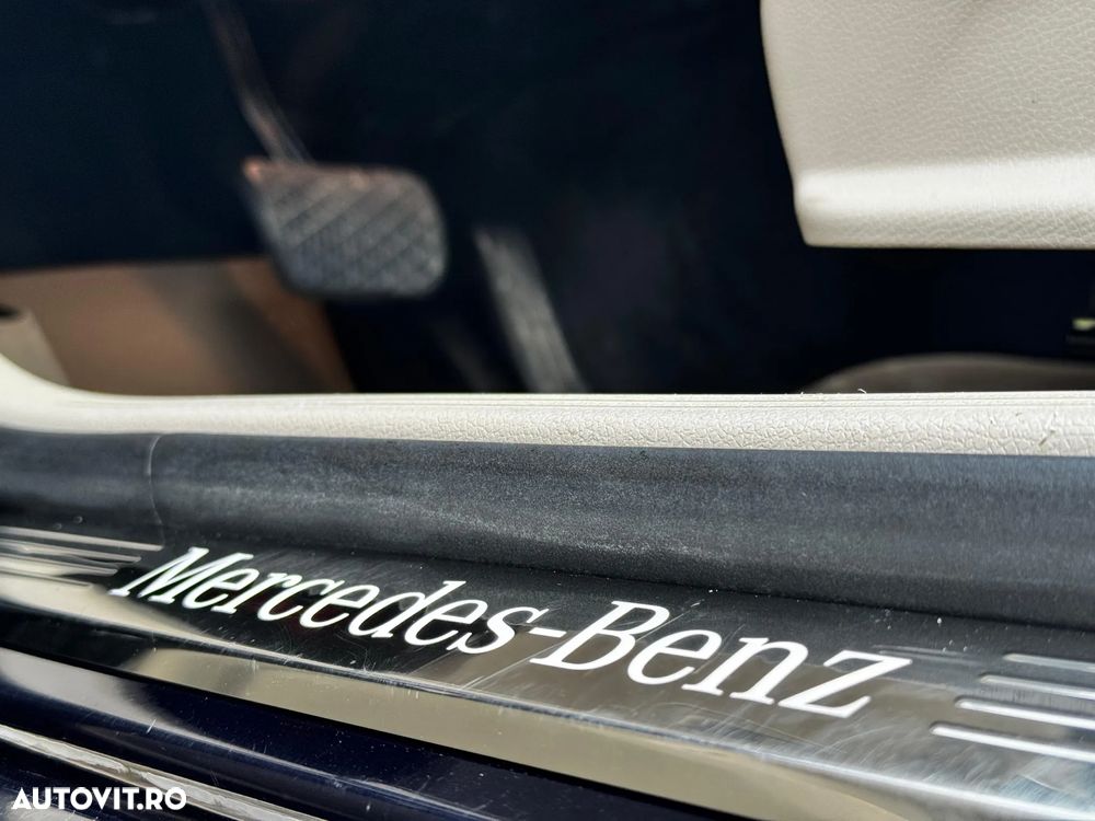 Mercedes-Benz GLC 300 4MATIC - 12
