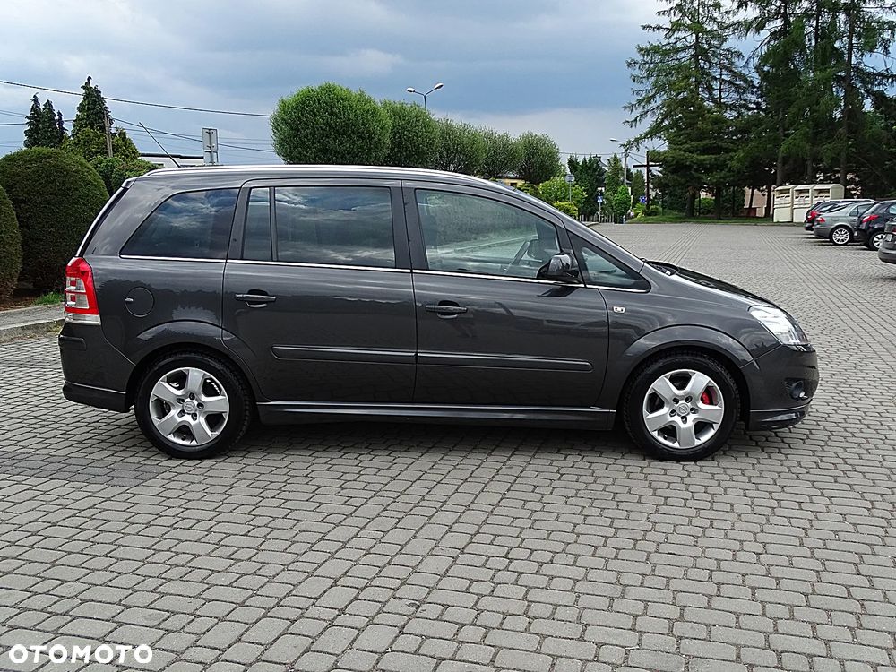 Opel Zafira 1.8 Innovation - 31