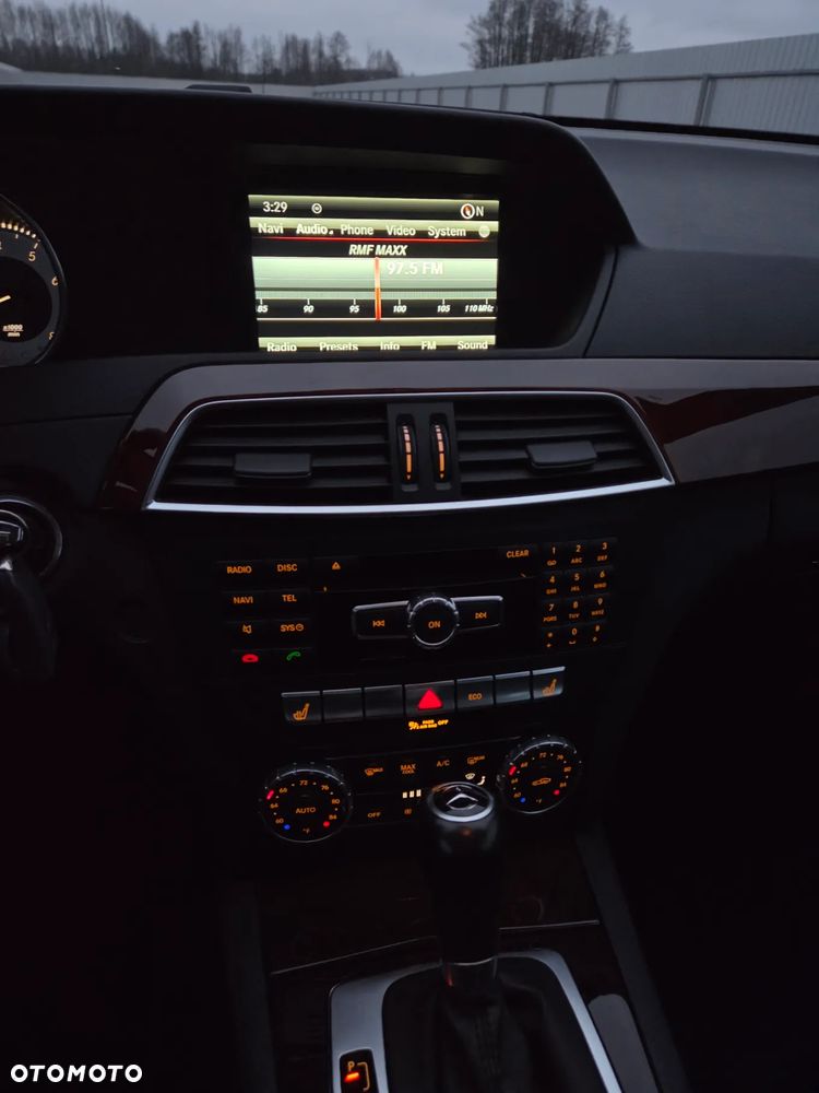 Mercedes-Benz Klasa C 350 7G-TRONIC Edition - 15