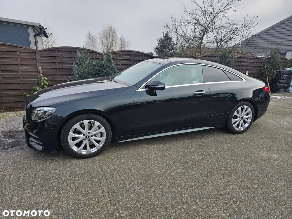 Mercedes-Benz Klasa E 220 d 9G-TRONIC - 25