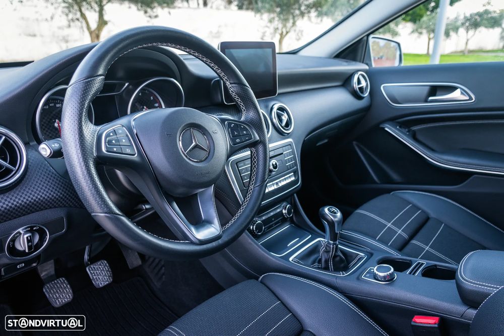 Mercedes-Benz A 180 d Urban - 21