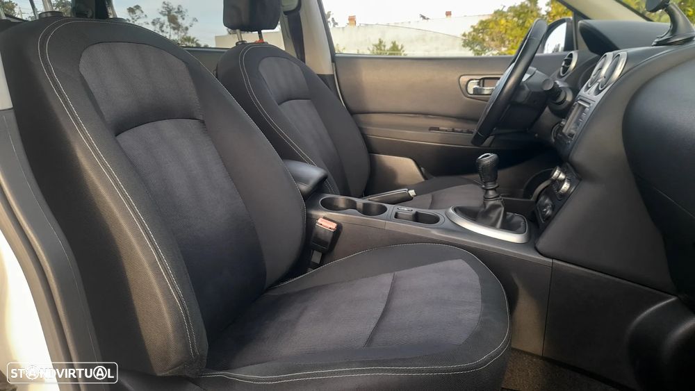 Nissan Qashqai +2 1.5 dCi Tekna Premium 18 - 55