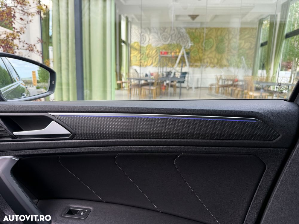 Volkswagen Tiguan 2.0 TDI SCR 4MOTION DSG R-Line - 24