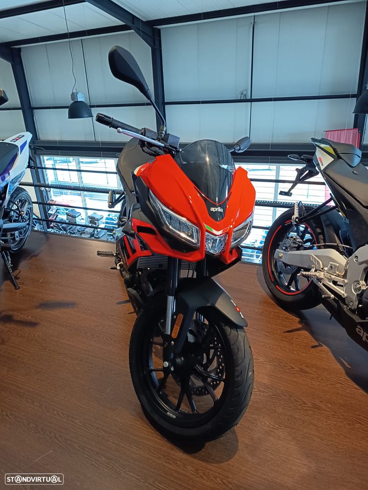 Aprilia Tuono 125 - 2