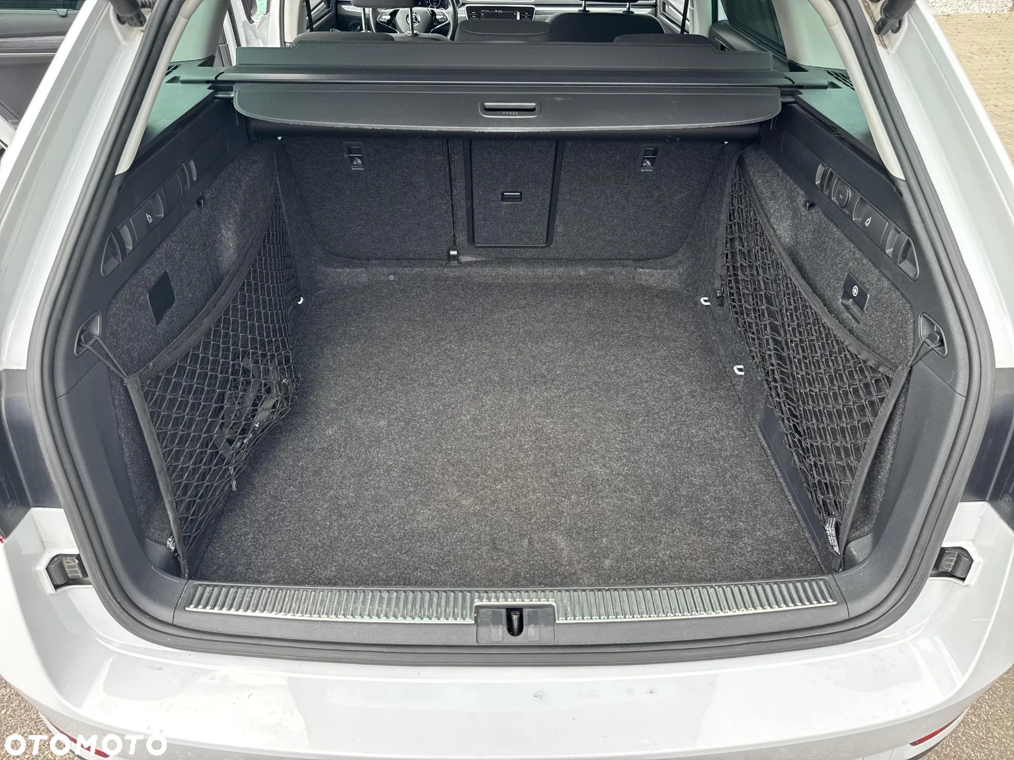 Skoda Superb 2.0 TSI Style DSG - 33