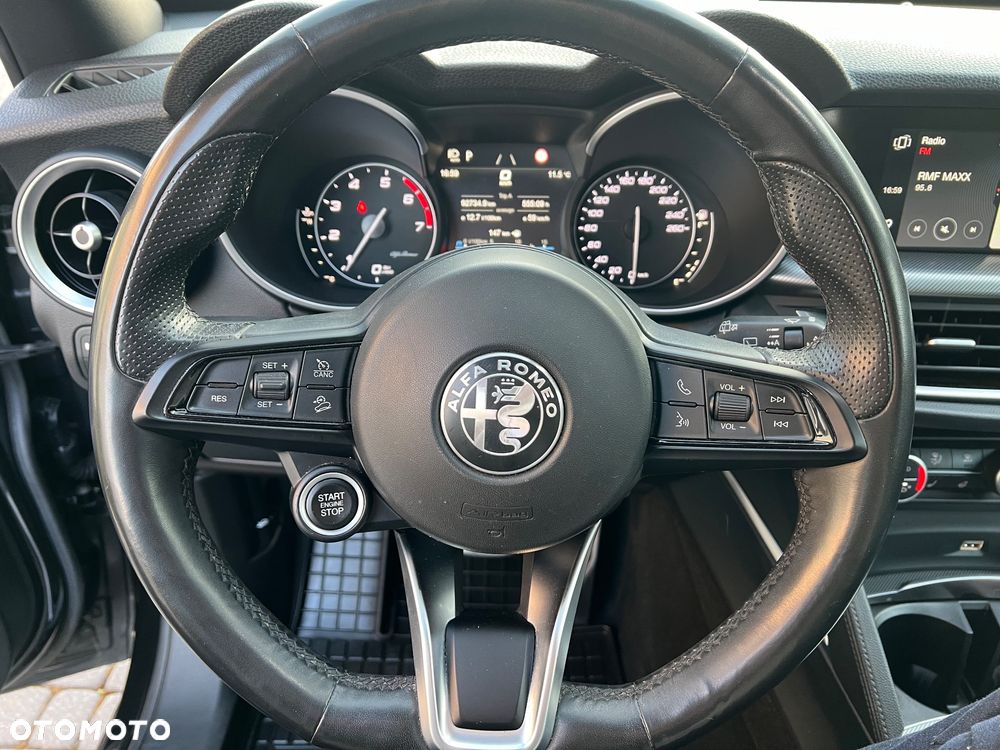 Alfa Romeo Stelvio 2.0 Turbo Veloce Q4 - 36