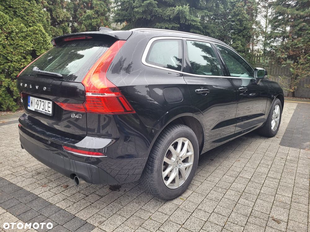 Volvo XC 60 D4 Momentum Pro - 10
