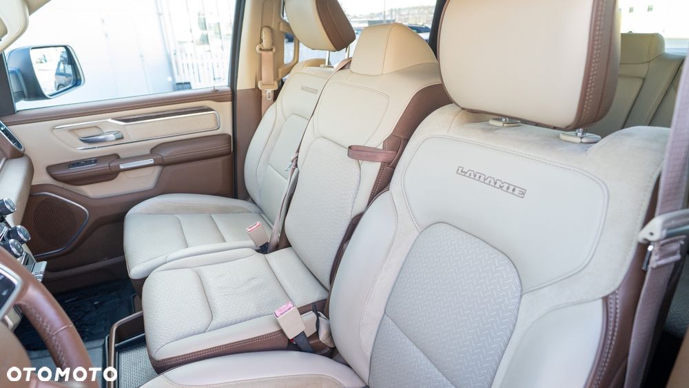 RAM 1500 Crew Cab Laramie - 14